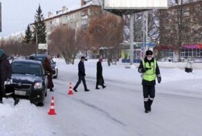 Не успела перейти дорогу: в Каменске-Уральском сбили пожилую женщину