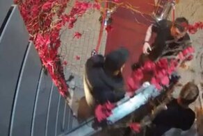 "Ты депутата трогал?": в Сети появилось видео потасовки народного избранника из Ростова