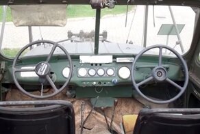 Редкий УАЗ двумя рулями: зачем СССР производил такую модификацию?