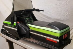 Arctic Cat-Kitty — классный детский ретро-снегоход для веселья на свежем воздухе