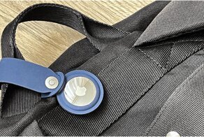 Интересное применение нашли маячку от Apple