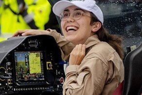 19-летняя бельгийка завершила свое одиночное путешествие вокруг земного шара