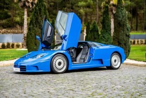 Редкий и легендарный автомобиль Bugatti EB110 GT 1996 года