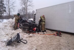 Грузовик раздавил кроссовер: не самая удачная спасательная операция из Владимирской области