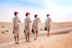 Стюардессы Emirates боятся