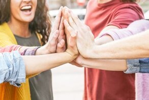 Почему двадцатилетним жизнь кажется прекрасной?