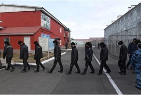 Президент одобрил выведение сотни тысяч заключенных на работы