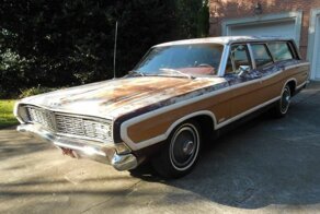 Ford Country Squire 1968 года выпуска — Универсал, который вмещает десять человек