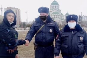 В Астрахани наградят студента, который помог задержать напавших на пенсионера мигрантов