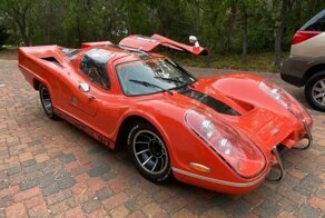 Несуразная реплика гоночного Porsche 917 ищет нового владельца