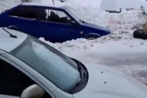 В каждом дворе страны