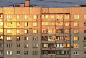 Тост «За ВДВ!» прозвучал на старте полета: «бэтмен» рванул к земле с 13-го этажа