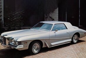 Чудовищно прекрасен: эпатажный и очень дорогой Stutz Blackhawk