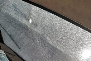 В центре Волгограда неизвестный вечерами расстреливает проезжающие мимо машины