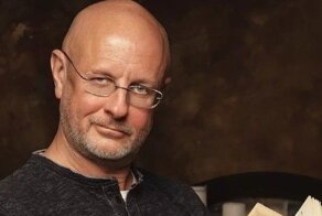 "Принял решение отдаться специалистам": переводчик Дмитрий "Гоблин" Пучков попал в больницу