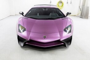Великолепный Lamborghini Aventador SV в цвете Viola отдает дань уважения своему дедушке Diablo