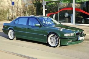 Единственный BMW Alpina B12 6.0 в цвете British Racing Green выставили на продажу
