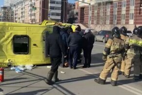 Авария дня. Массовое ДТП с участием скорой помощи в Казани