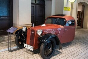 Три колеса, кабина и мотор от мотоцикла: каким был дешевый немецкий авто начала 1930-х