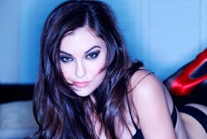 Известная порноактриса занялась озвучкой компьютерной игры