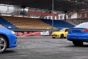 Коллекция гифок с автомобилями и мотоциклами