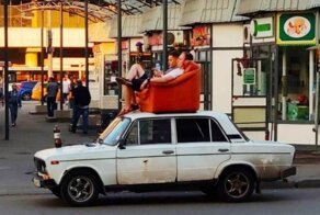 17 абсурдных изображений, которые доказывают, что с ума все сходят по-разному