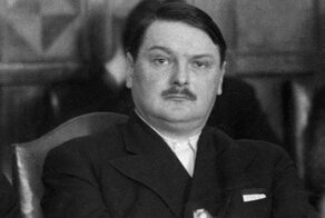 Как товарищ Жданов ухитрился лично пронести гроб на собственных похоронах?