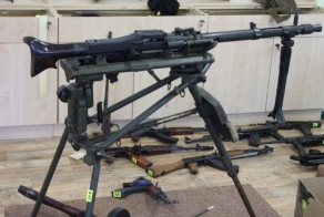 Оружие на черный рынок (21 фото)