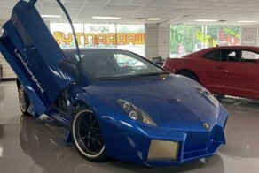 Ужасная реплика Lamborghini Reventon на базе Honda Civic продается в США