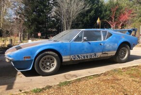 Ржавый De Tomaso Pantera выставлен на аукцион: можно ли его спасти?