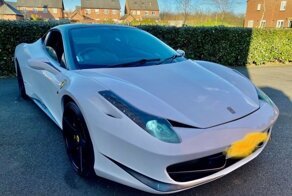 Очень качественная реплика Ferrari 458, созданная на базе переднеприводного Ford Cougar