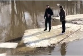 Чем может закончиться весенний заплыв на льдине