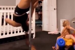 Видео: танец на шесте закончился детскими слезами