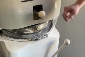 Машина для деления теста на заготовки для булочек