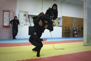 Женщины-ниндзя в Иране (15 фото)