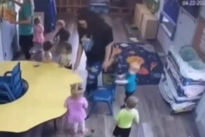 Юный негодник решил похулиганить