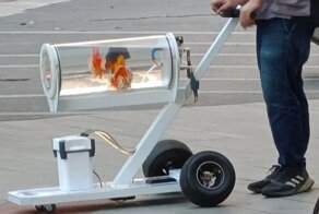 Блогер своими руками смастерил аквариум на колёсах