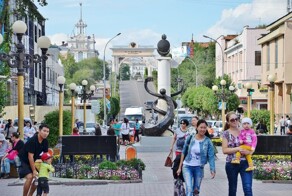 Это город Улан-Удэ, столица Бурятии