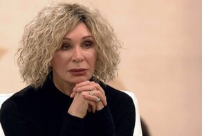 "Ты - дура": Татьяна Васильева раскритиковала Чулпан Хаматову, "бросившую умирать подопечных фонда"