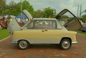 Zündapp Janus — редкая маленькая смешная машина, способная становиться двуспальной кроватью