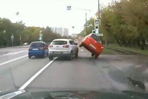 «Акробатическое» ДТП на севере Москвы