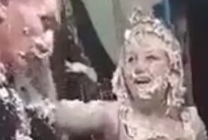 Похмелье будет тяжёлым: безудержная вечеринка с монтажной пеной