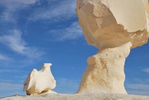 Чем впечатляет Белая пустыня в Египте, которая раньше была морским дном