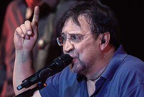 Юрий Шевчук получил штраф за критику России и пацифистские высказывания