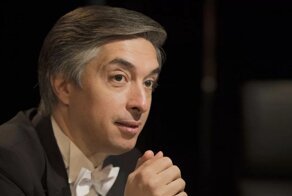 "Неприлично громко любить Родину!": Аскеров рассказал о своём бегстве из России