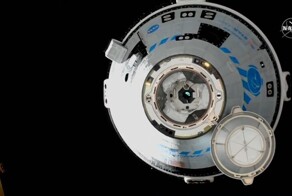 Boeing CST-100 Starliner впервые состыковался с МКС