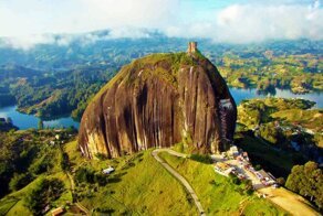 Скала Гуатапе: целых 659 ступеней на пути к вершине, которые стоит преодолеть