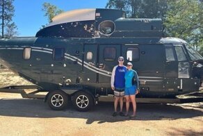 Супружеская пара из Алабамы превратила полицейский вертолёт в кемпер