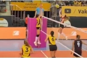 Борись до конца: отличный розыгрыш мяча в волейболе