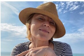 Жанна Агалакова из-за границы рассказала россиянам как выключать телевизор и открывать сердца